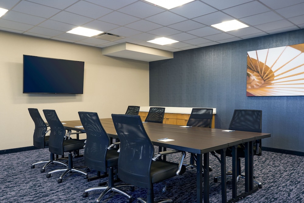 Fairfield by Marriott Inn & Suites Hagerstown - photo 21