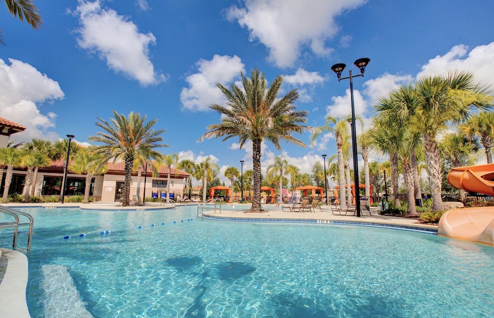 Beautiful 9 bedroom pool home located in the Solterra Resort home - photo 51