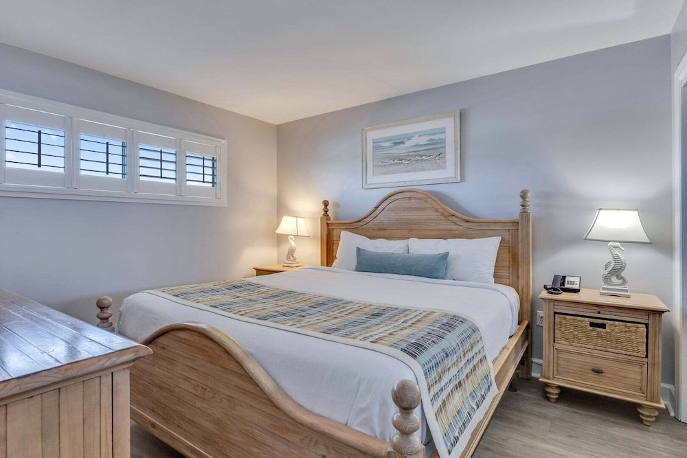 1106 Seaward Way by Atlantic Towers — Carolina Beach — photo 4