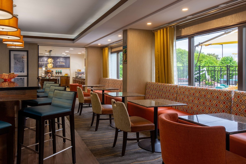 Hampton Inn Winston Salem Hanes Mall - photo 38