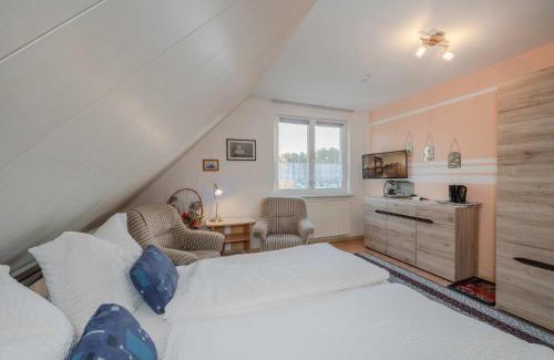 DZ 10 Doppelzimmer — 4-Star Luxury Hotel in Ahlbeck, Germany