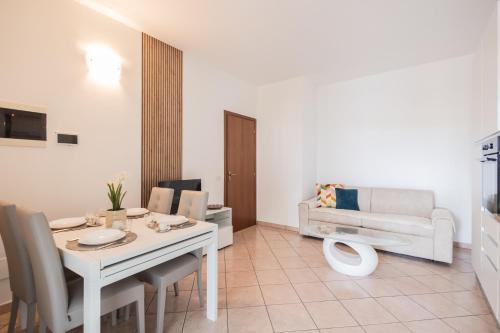 Vicino al Mare Comodo per 5 WiFi e Parcheggio Privato — 4-Star Luxury Hotel in Cesenatico, Italy