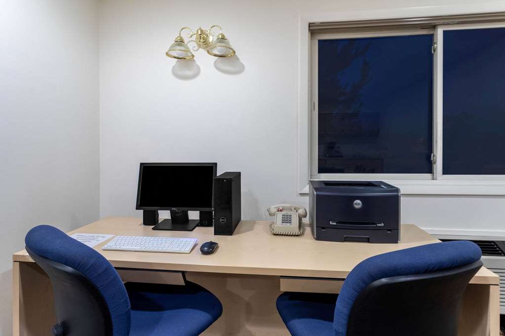 Inn at Lander Travelodge by Wyndham - photo 29