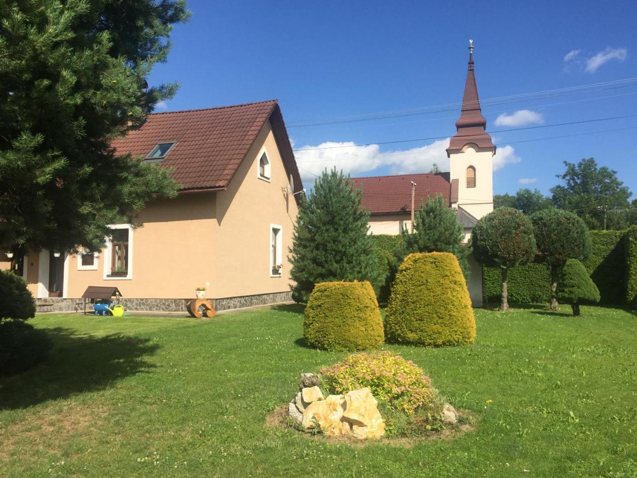 Vidiecky dom AlexSandra ubytovanie v súkromí in Liptovsky Mikulas, Slovakia