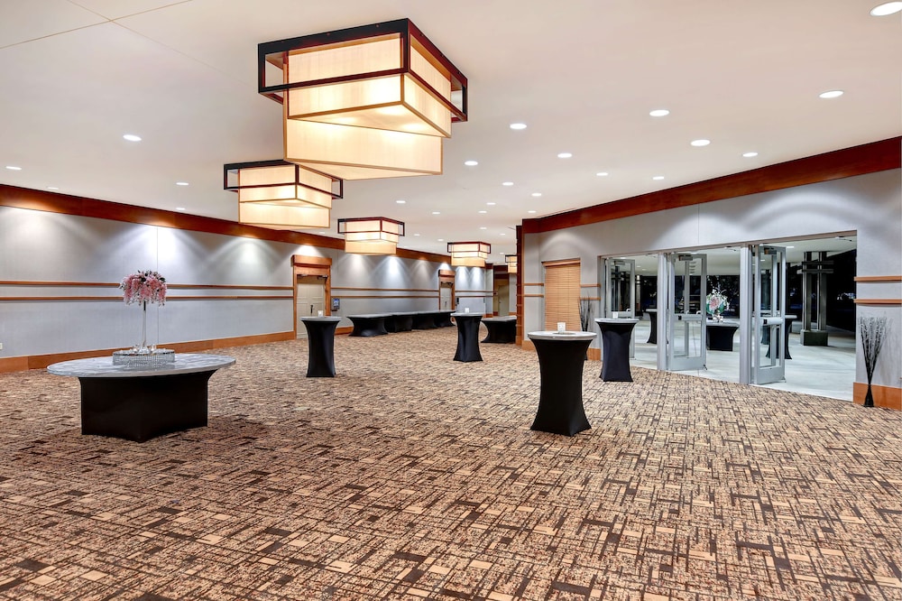 DoubleTree by Hilton Phoenix Tempe - photo 54