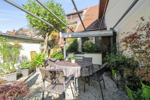 Maison confortable Ornans Jardin — Ornans — photo 2
