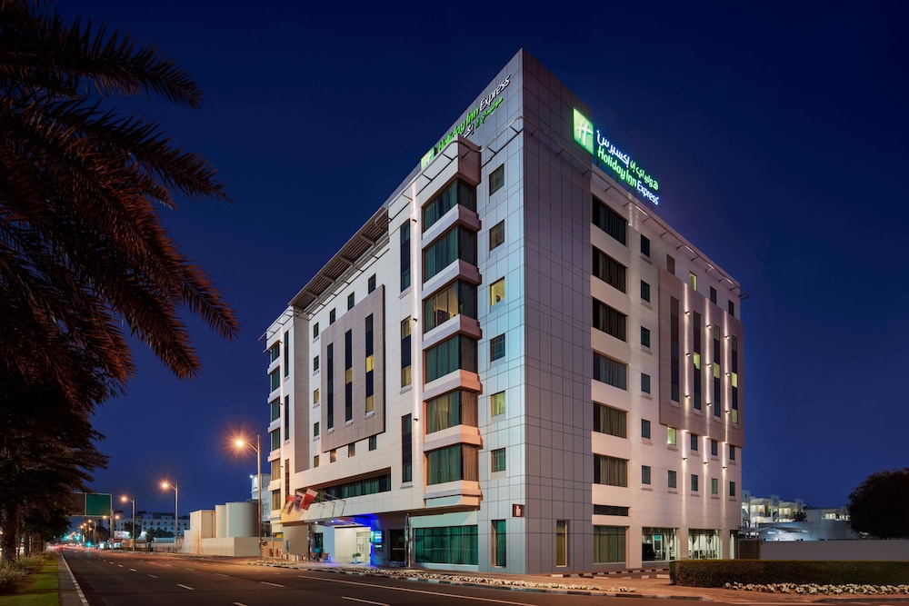 Holiday Inn Express Dubai Jumeirah
