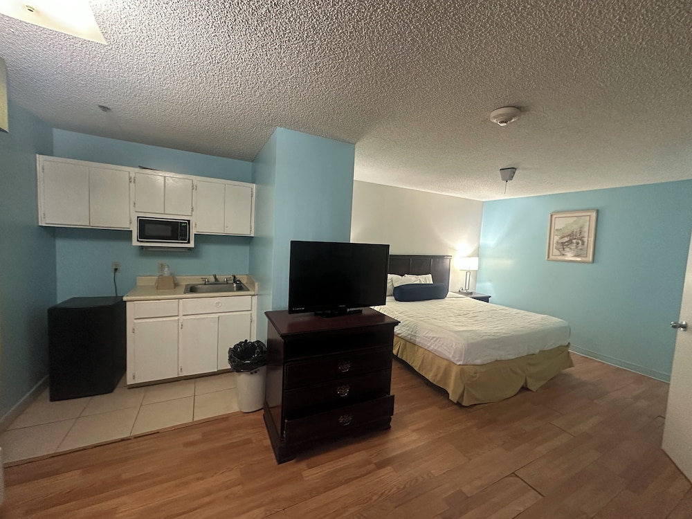Guest Cottage And Suites - photo 15