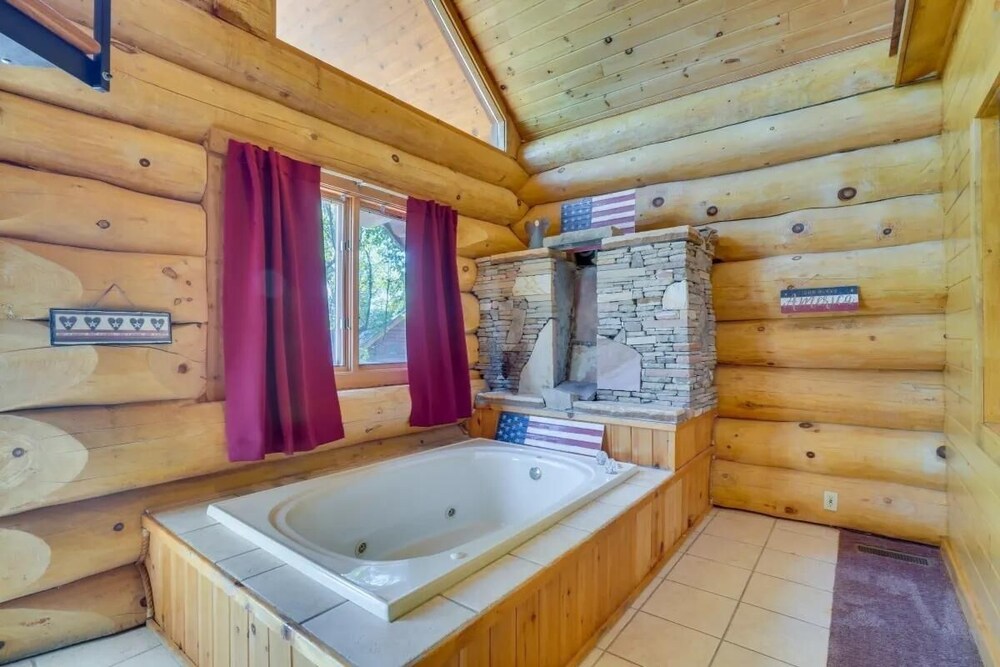 American Views 2 Bedroom Cabin by Heavenly Views Resort - photo 8