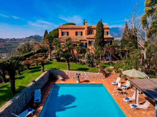 Villa La Cicaliera 10 Emma Villas — 4-Star Luxury Hotel in San Remo, Italy