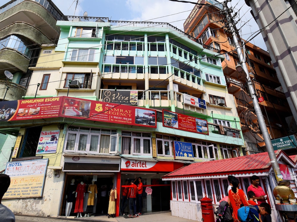 Oyo 12268 Samrat - last minute hotel in Shimla