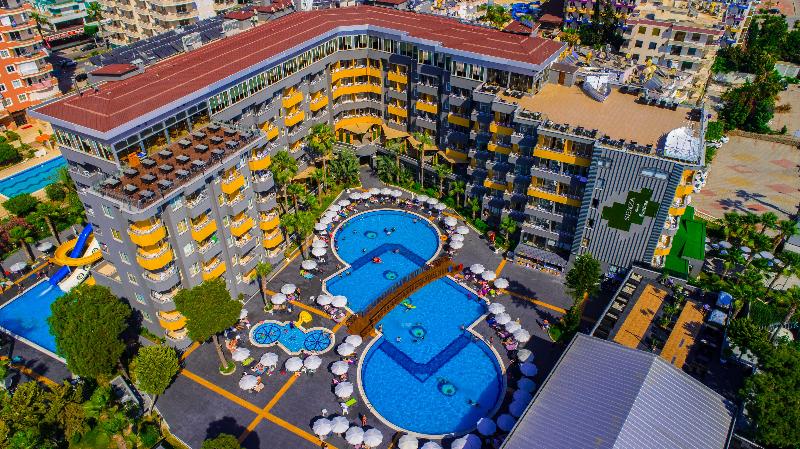 Senza Grand Santana Hotel in Alanya, Turkey