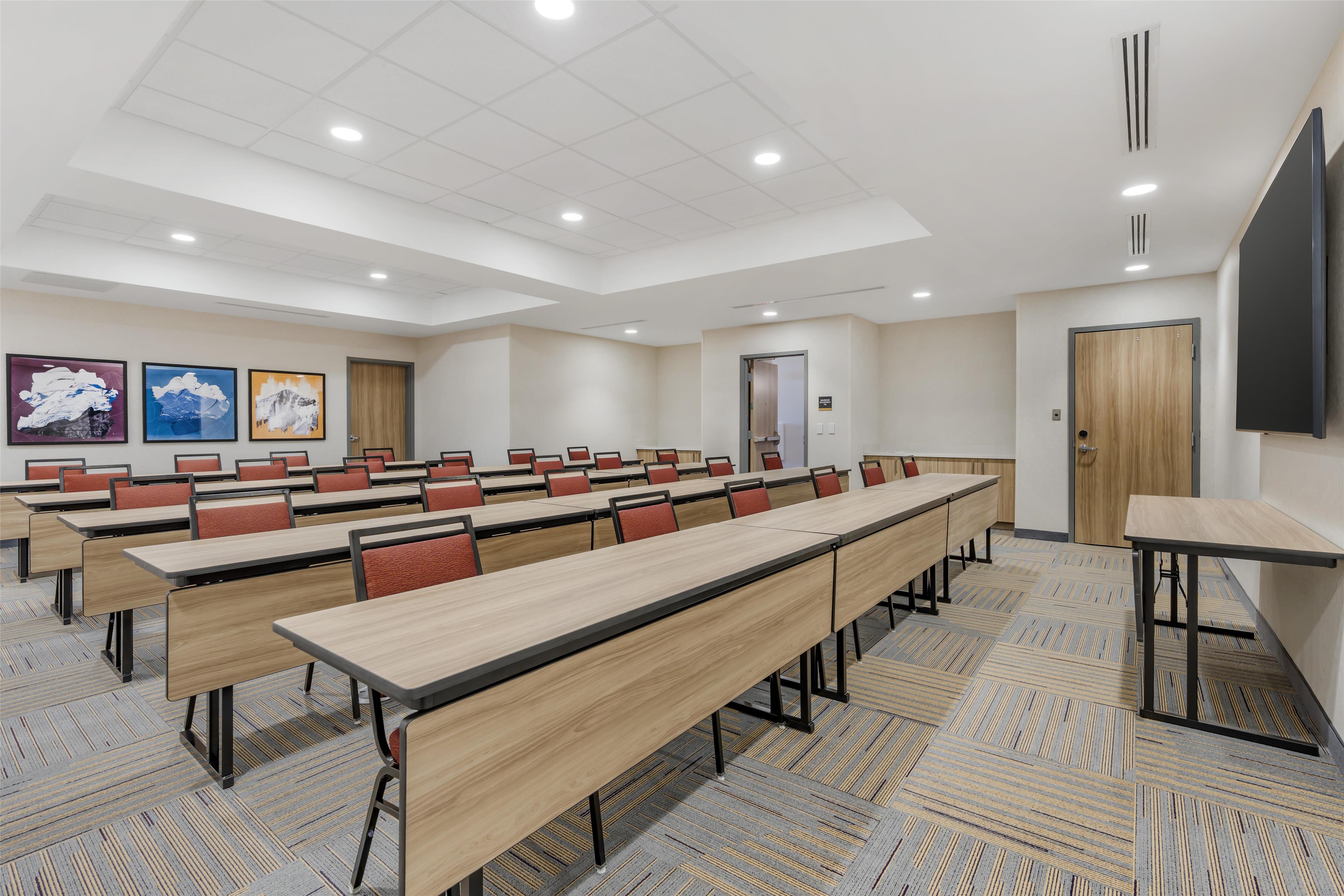 Home2 Suites by Hilton Bozeman Four Corners - photo 27