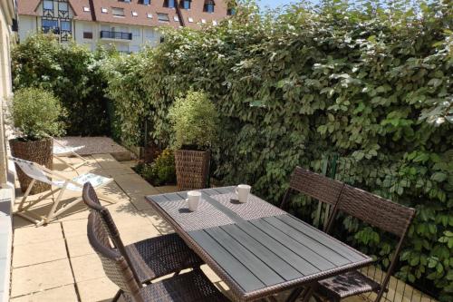 Appt de Charme Close To the Beach with Terrace in Cabourg, France