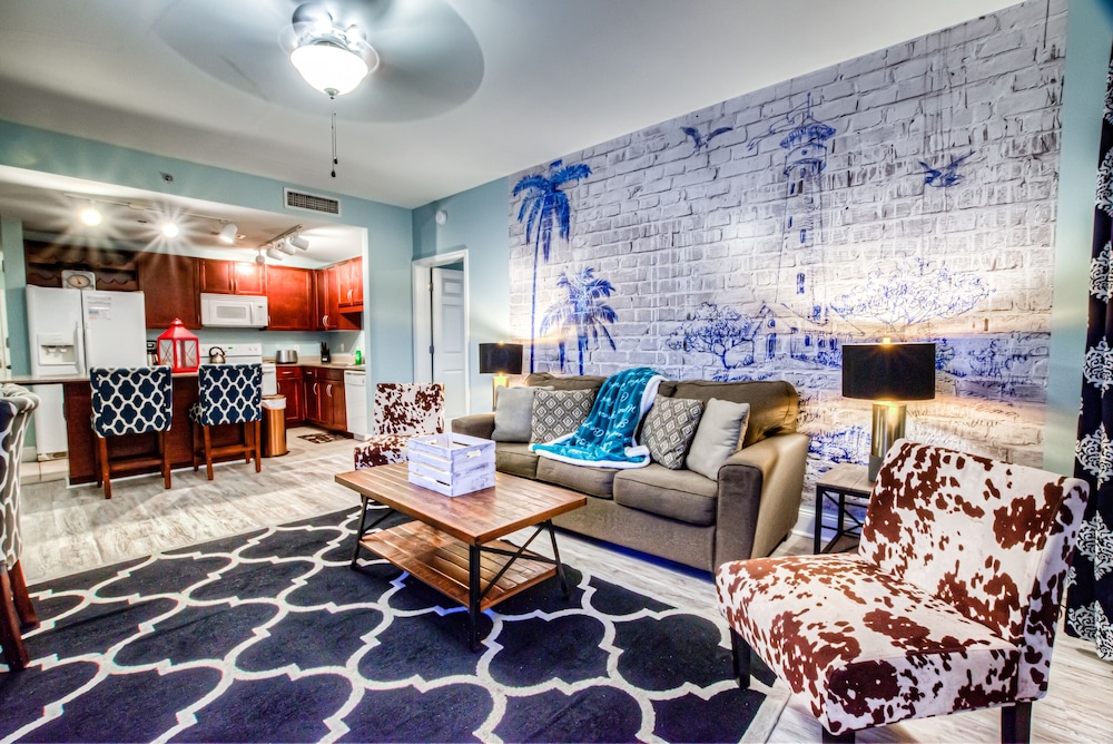 Laketown Wharf Resort by Aneliya's Rentals - photo 416