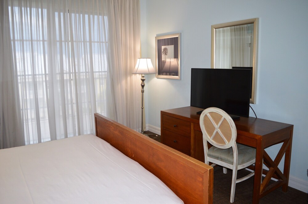 Harborside Suites at Little Harbor - photo 13