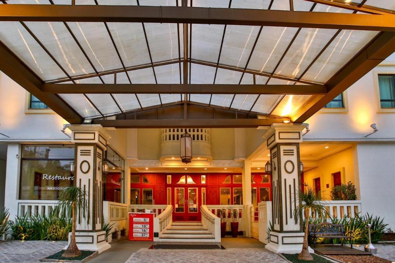 Batel Luxury Próx Pátio Batel in Curitiba, Brasil