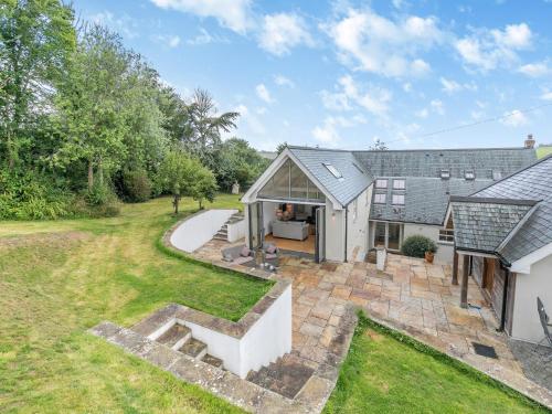 Myrtle Cottage — 5-Star Luxury Hotel in Truro, United Kingdom