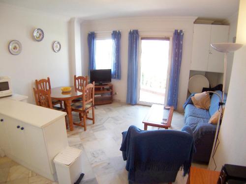 Stella Maris Sleeps 4 — 5-Star Luxury Hotel in Nerja, Spain
