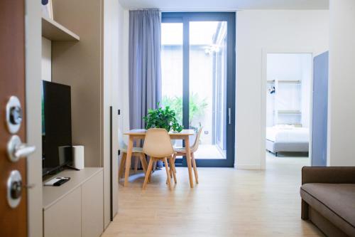 Queen Suite Apartment Regina Margherita — 4-Star Luxury Hotel in Milan, Italy