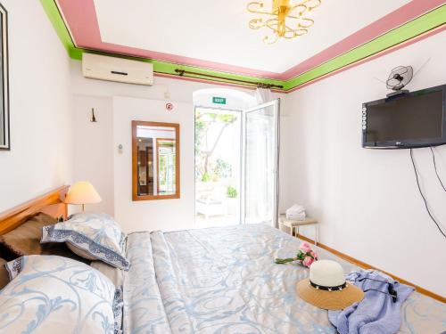 Apartments Nicol Studio with Terrace
