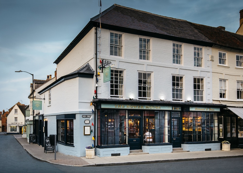 The Bower House Restaurant & Rooms — 4-Star Luxury Hotel in Shipston On Stour, United Kingdom