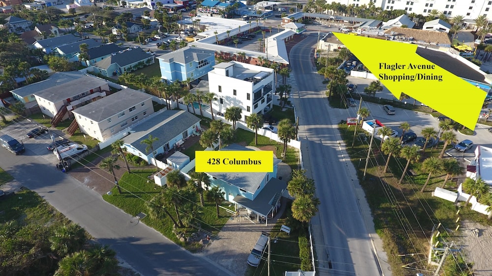 One Piece Duplex with Pool 2 Minutes from Beach Flagler Avenue - photo 3