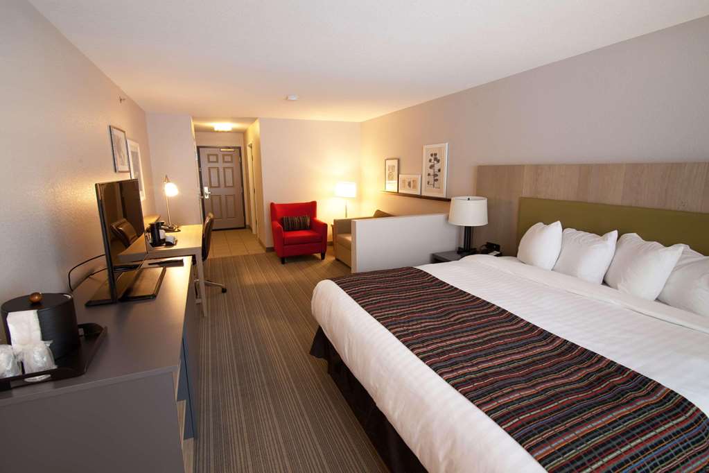 Country Inn & Suites by Radisson Decorah IA - photo 9