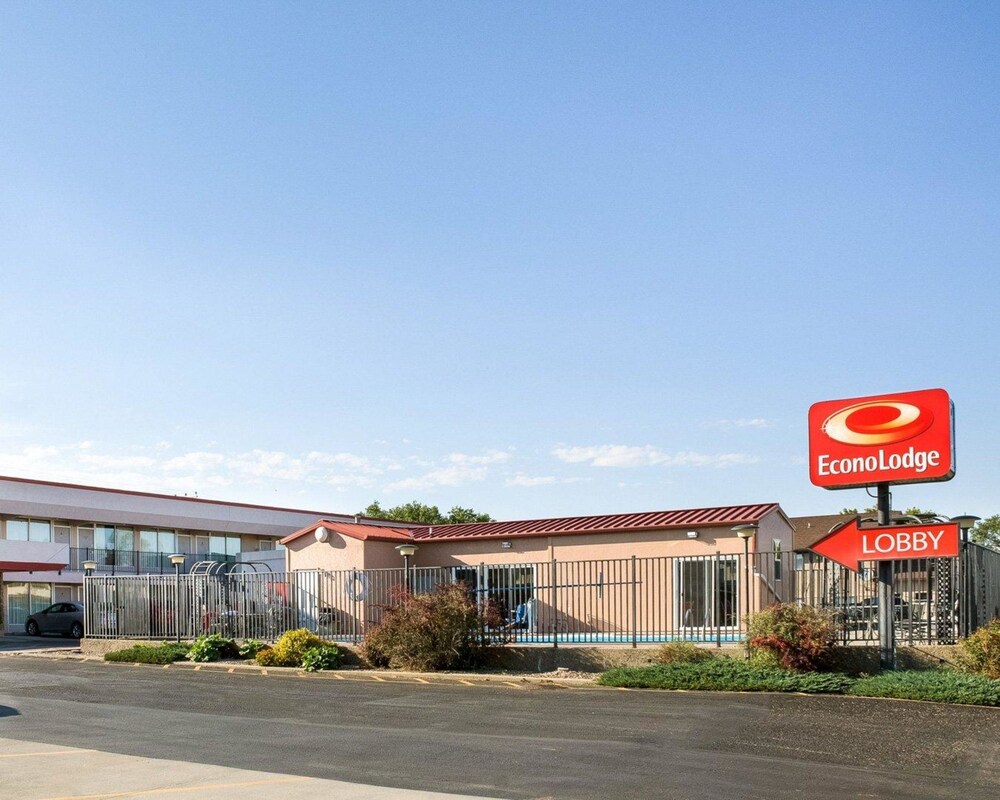 Econo Lodge Wall - photo 32