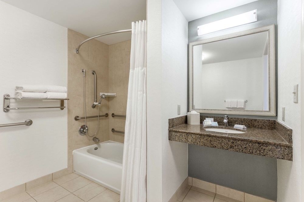 Hilton Garden Inn Albany SUNY Area - photo 29