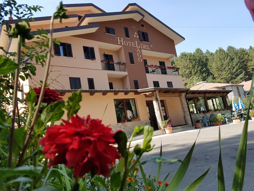 Hotel del Lago Ampollino — hotel in Cotronei