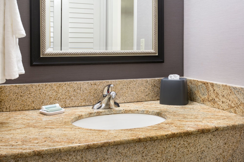 Courtyard by Marriott Tarrytown Westchester County - photo 16