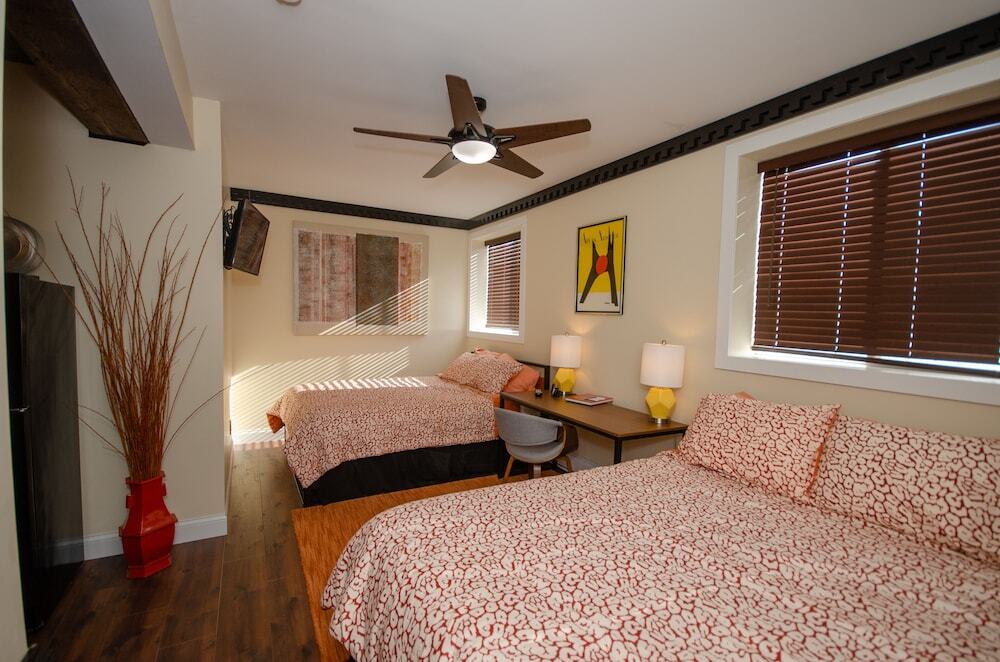Tobacco Warehouse Inn - featured photo