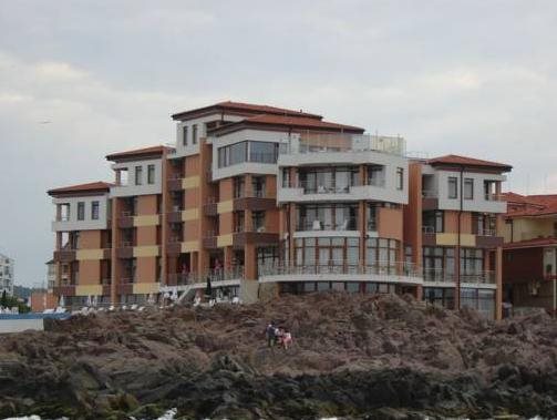 Sozopol Apartment with Sea View — 4-Star Luxury Hotel in Sozopol, Bulgaria