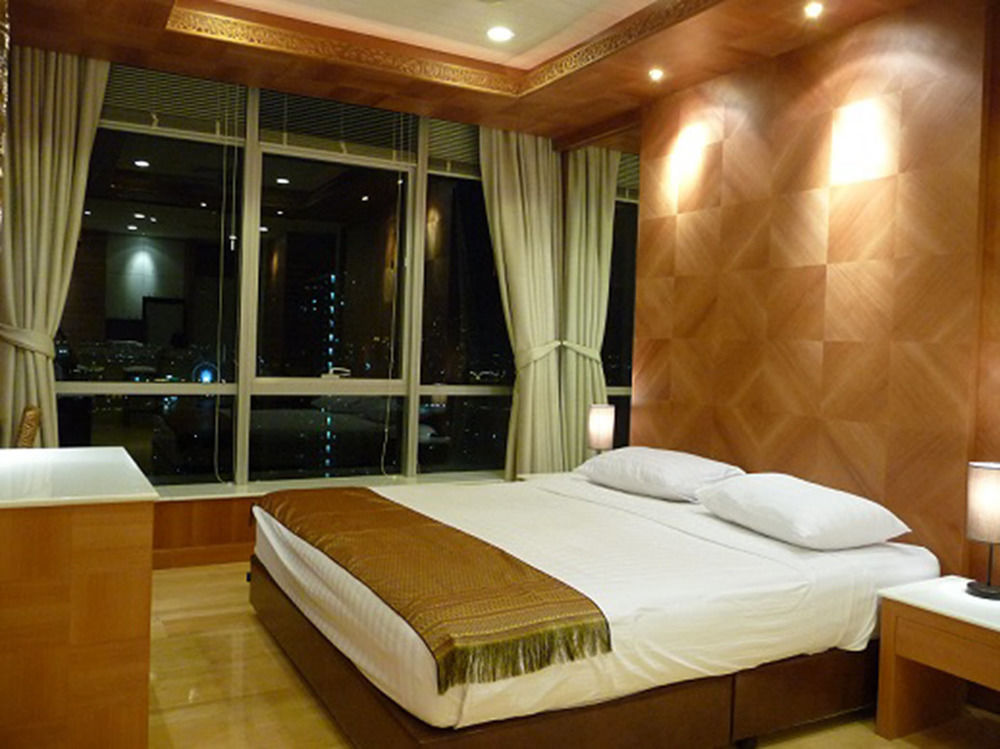 Bangkok Riverside Condo