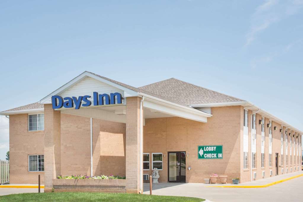 Days Inn By Wyndham Lexington Ne — Lexington