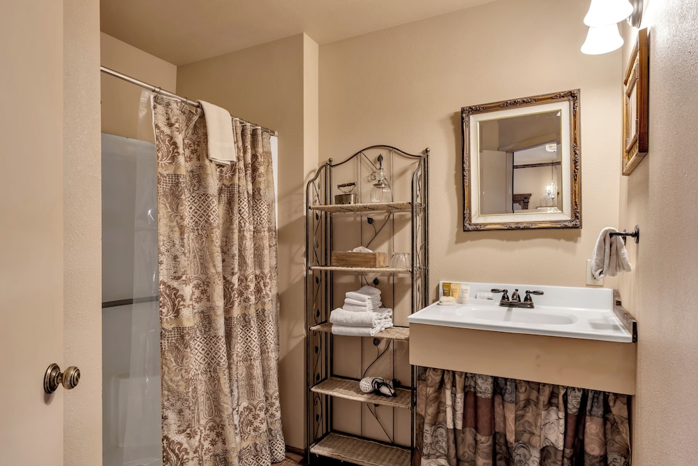 Idyllwild Inn - photo 215