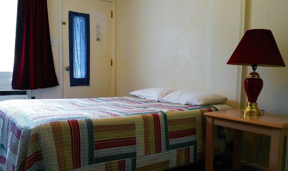 Boundary Creek Motel and RV Park — hotel in Greenwood