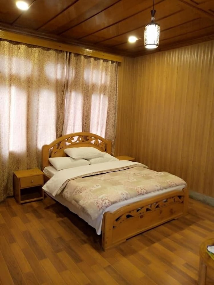 Forest Valley Cottages — Thal — photo 2
