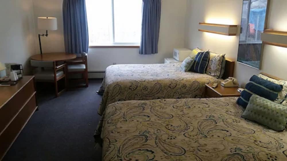 Marina Motel - photo 8