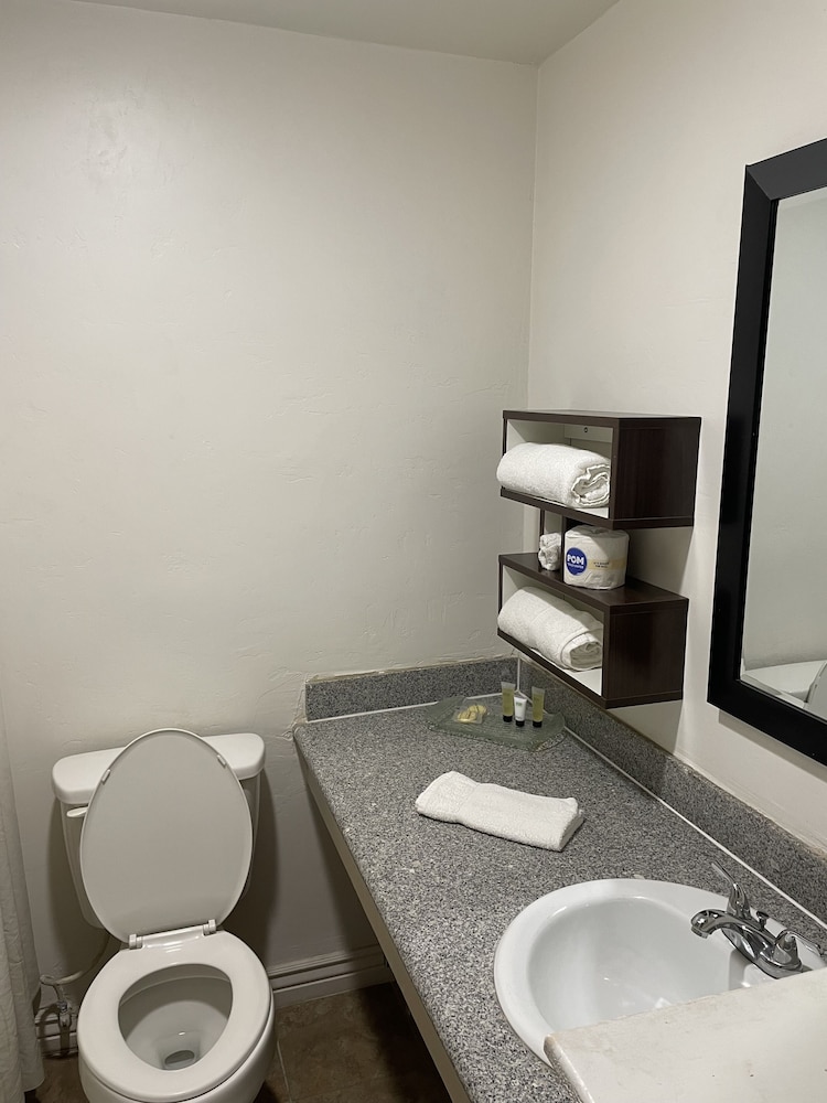 Alien Residence Inn - photo 9