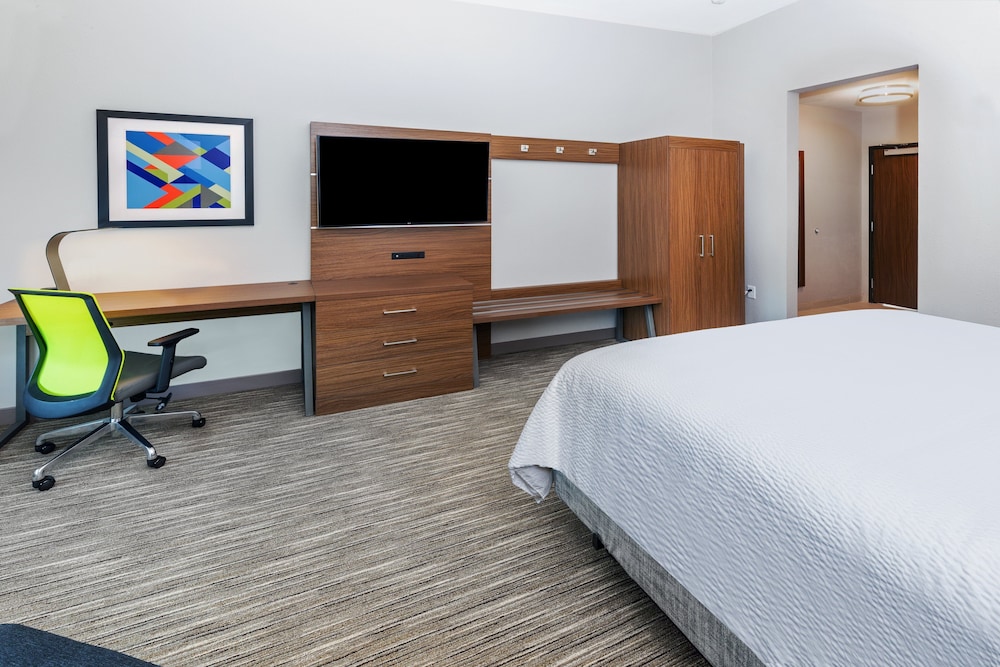 Holiday Inn Express & Suites Houston Downtown North by IHG - photo 9