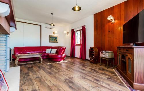 Awesome Home In Zaton
