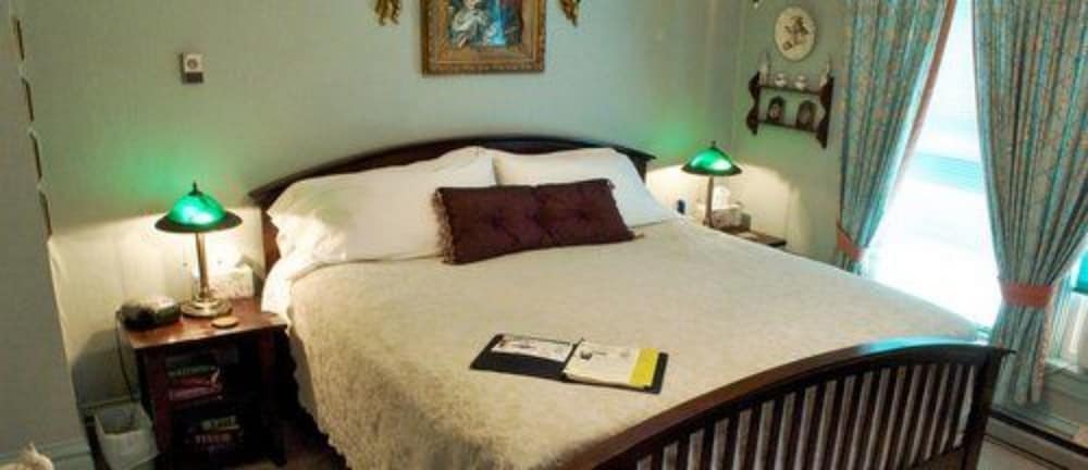 J. Paule's Fenn Inn - photo 32