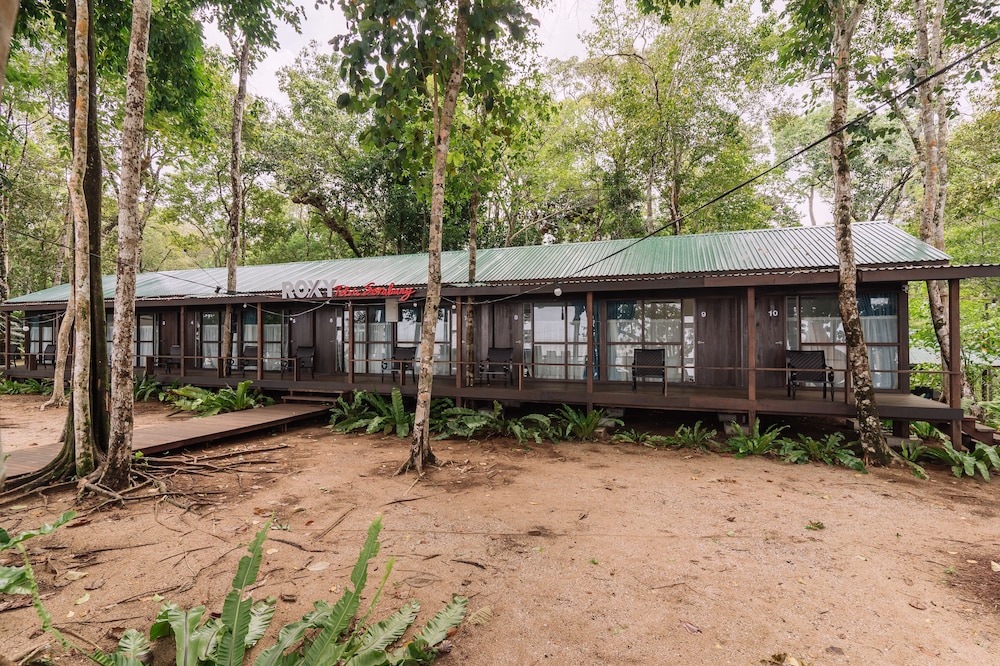 Roxy Telok Serabang - carbon neutral hotel in Kuching