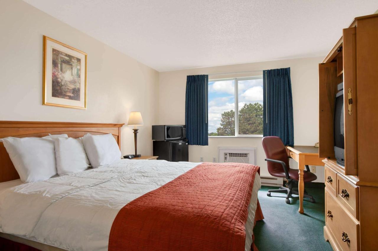 Travelodge Port Of Tacoma WA - photo 14