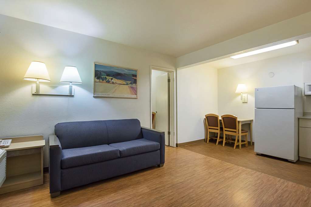 Motel 6 Rochester MN - photo 15