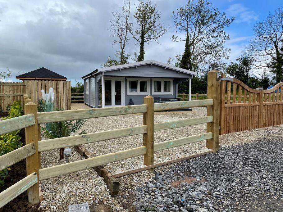 Hilltop Hideaway - carbon neutral hotel in Donegal