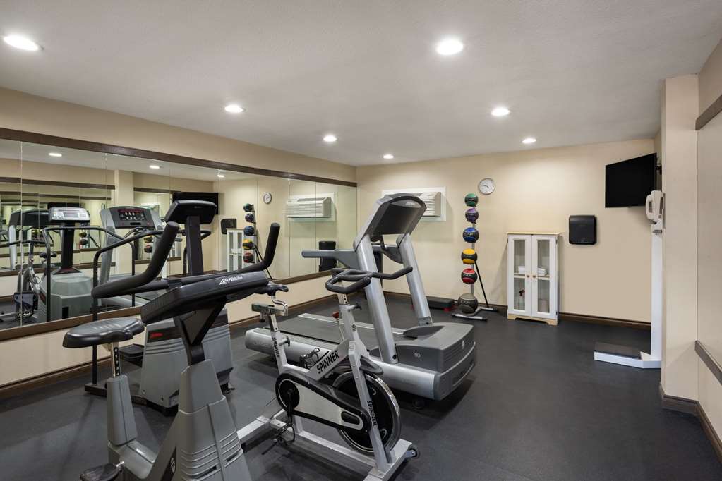 Days Inn by Wyndham Klamath Falls - photo 10