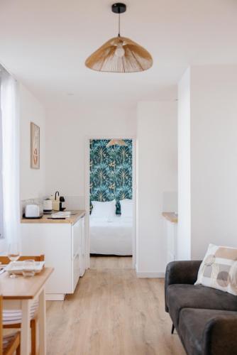 L'eclusier - carbon neutral hotel in Unknown City